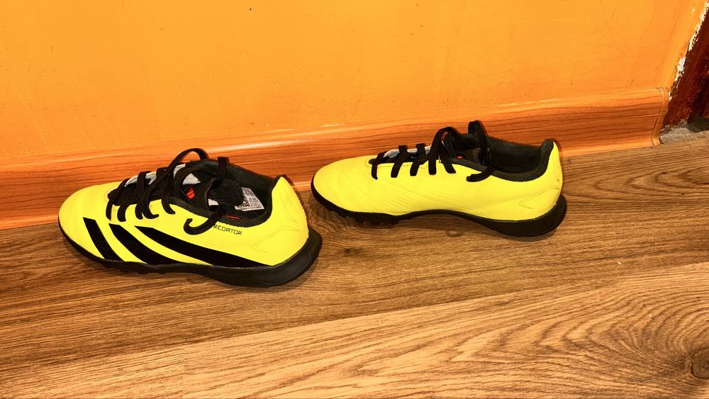 Стоножки adidas predator 33 номер