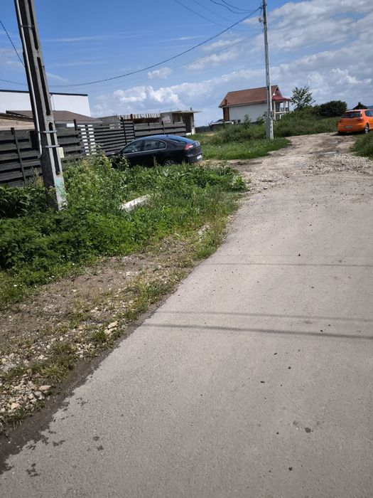 Vând teren intravilan Podari