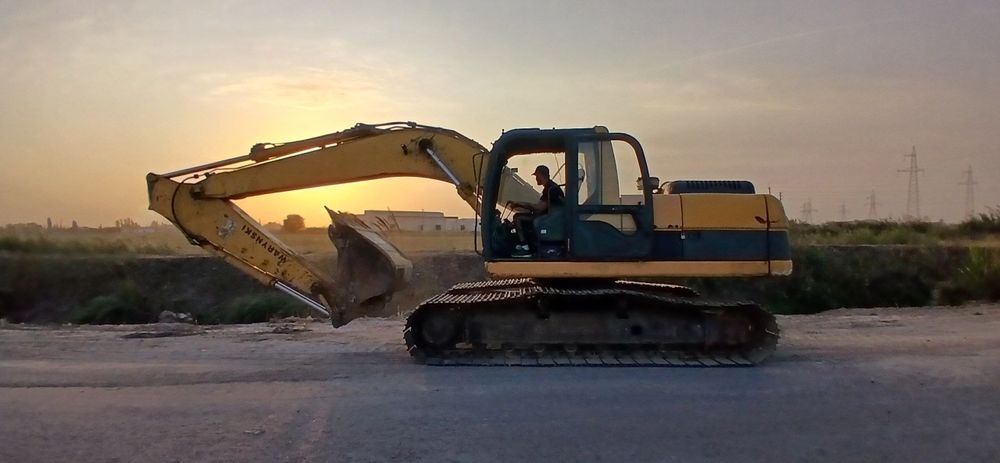 Продается Экскаватор Luigong 922E 2009г