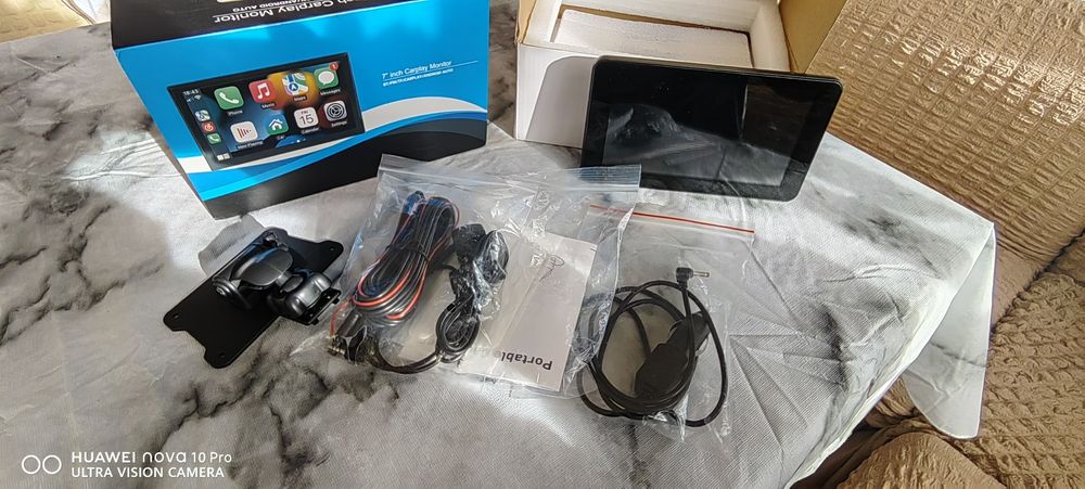 7 inch Carplay Monitor : BT/FM/TF/CARPLAY/ANDROID AUTO