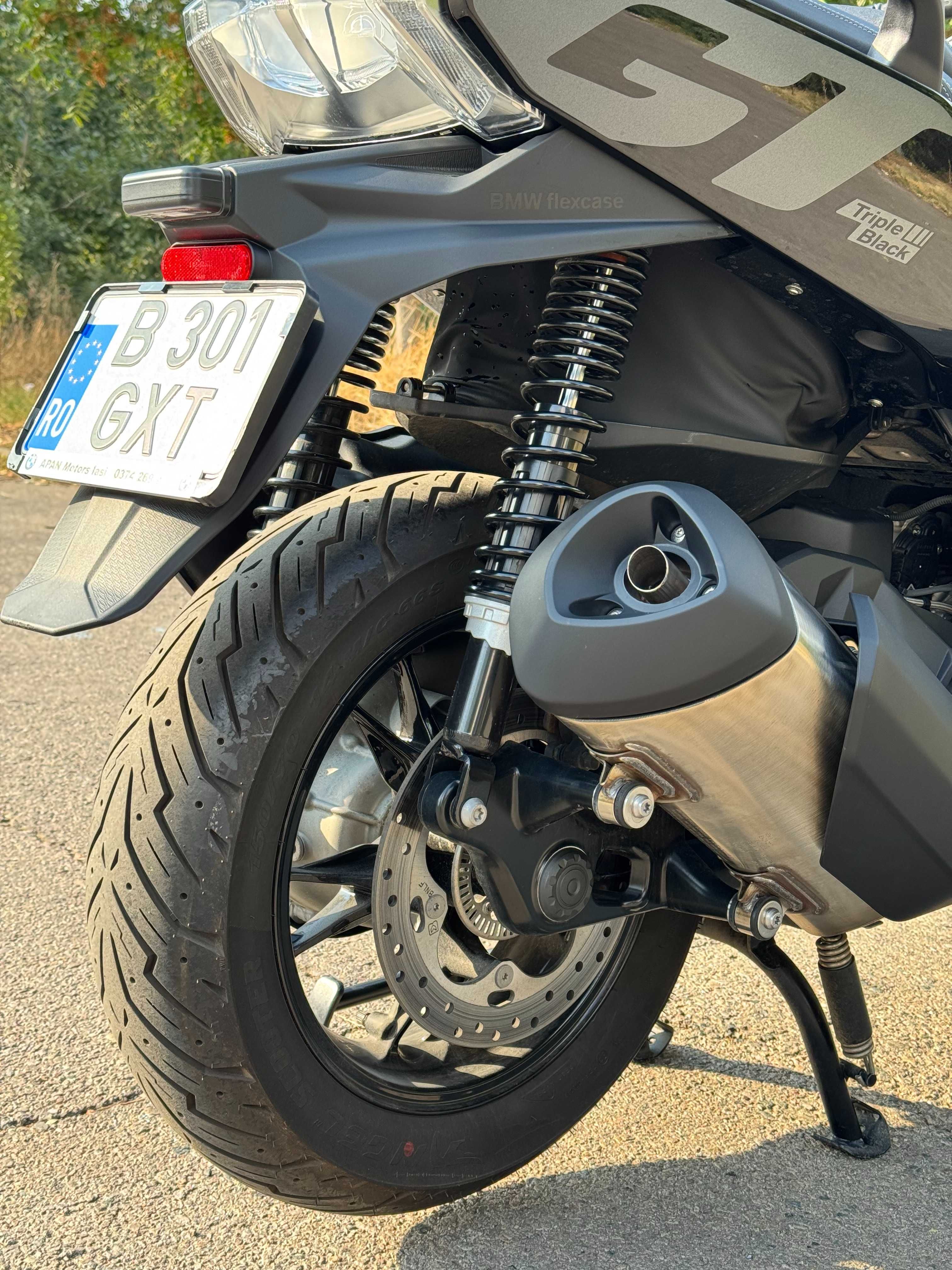 BMW C400GT Triple Black 2024 incalzire sa+mansoane