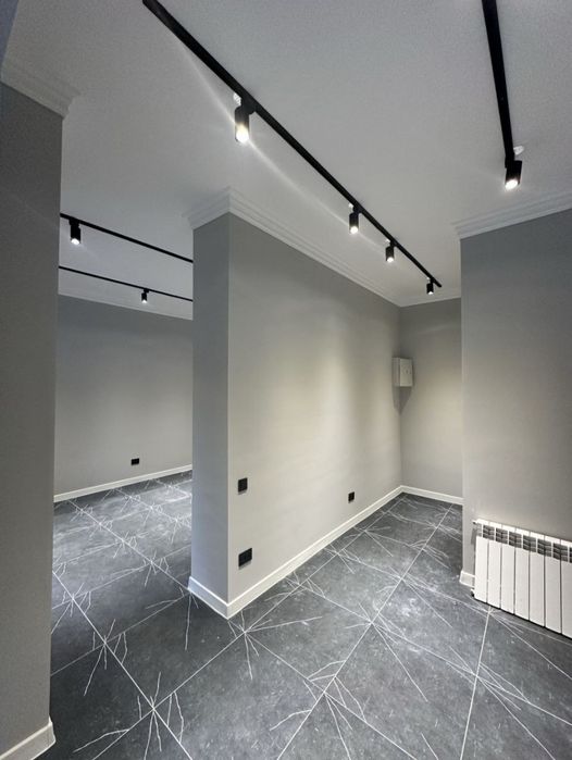 Срочно продажа нежилого на Саломатина