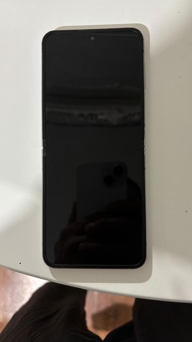 Samsung Galaxy Z flip 6