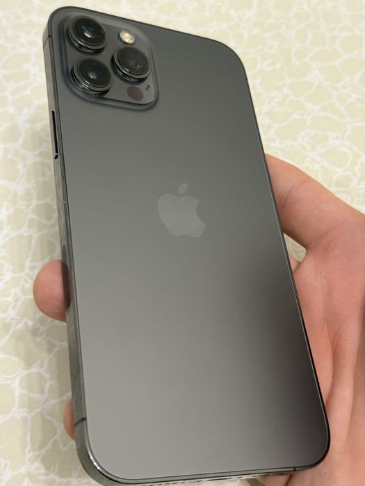 Iphone 12 pro max 79%