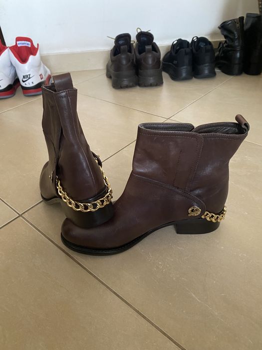 Cizme de piele pentru femei firma Liu Jo, nr. 40. Noi!!