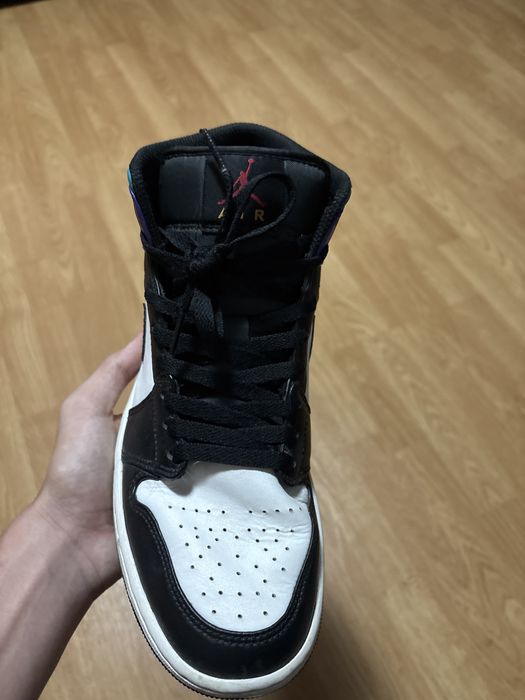 Adidasi nike jordan 1 mid