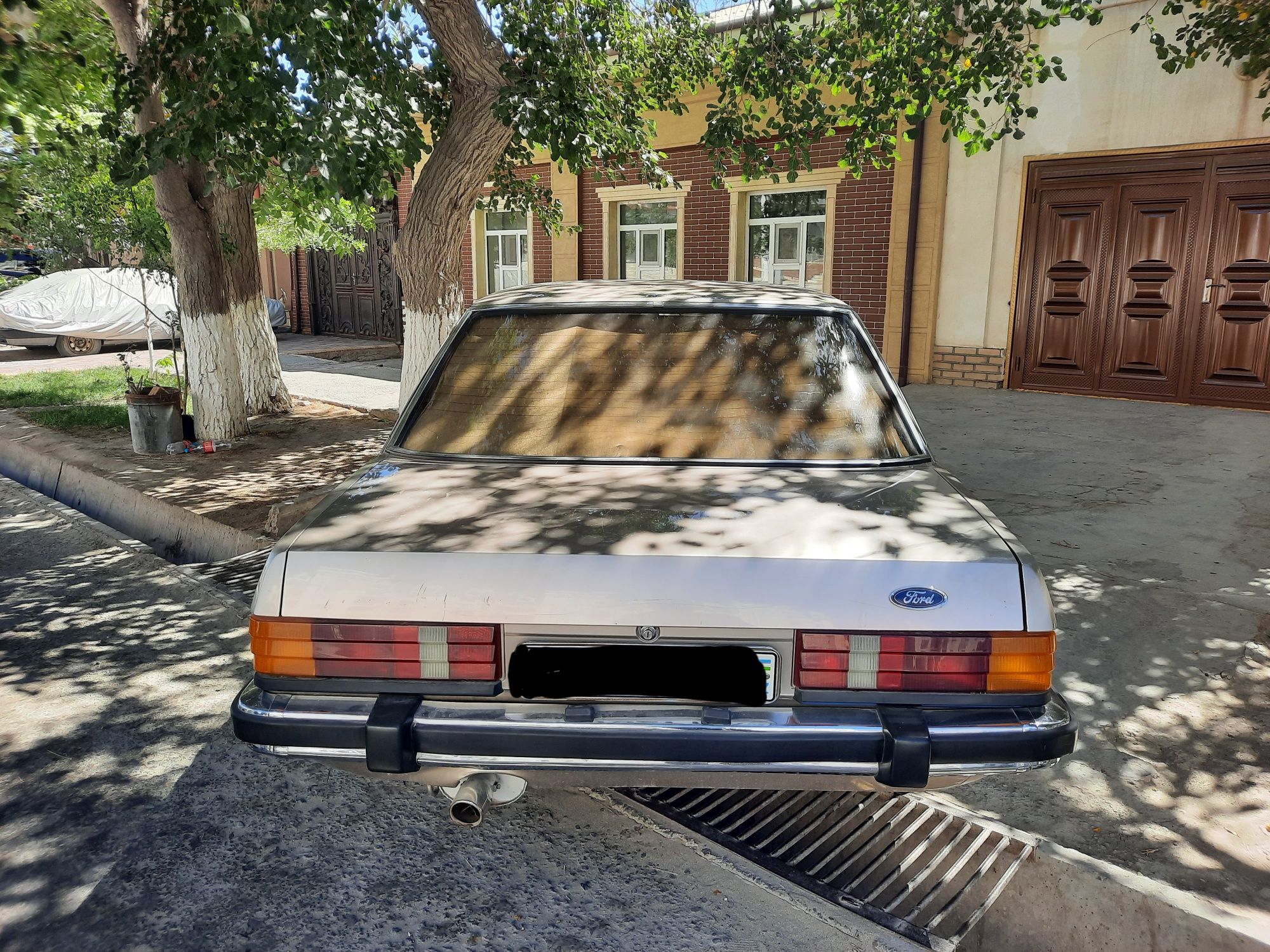 Ford granada 2.8 v6