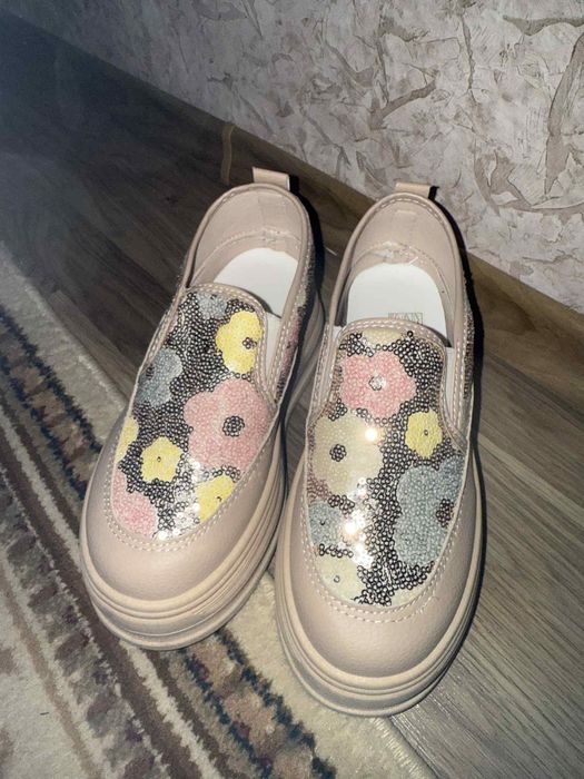 Дамски обувки на платформа 38н