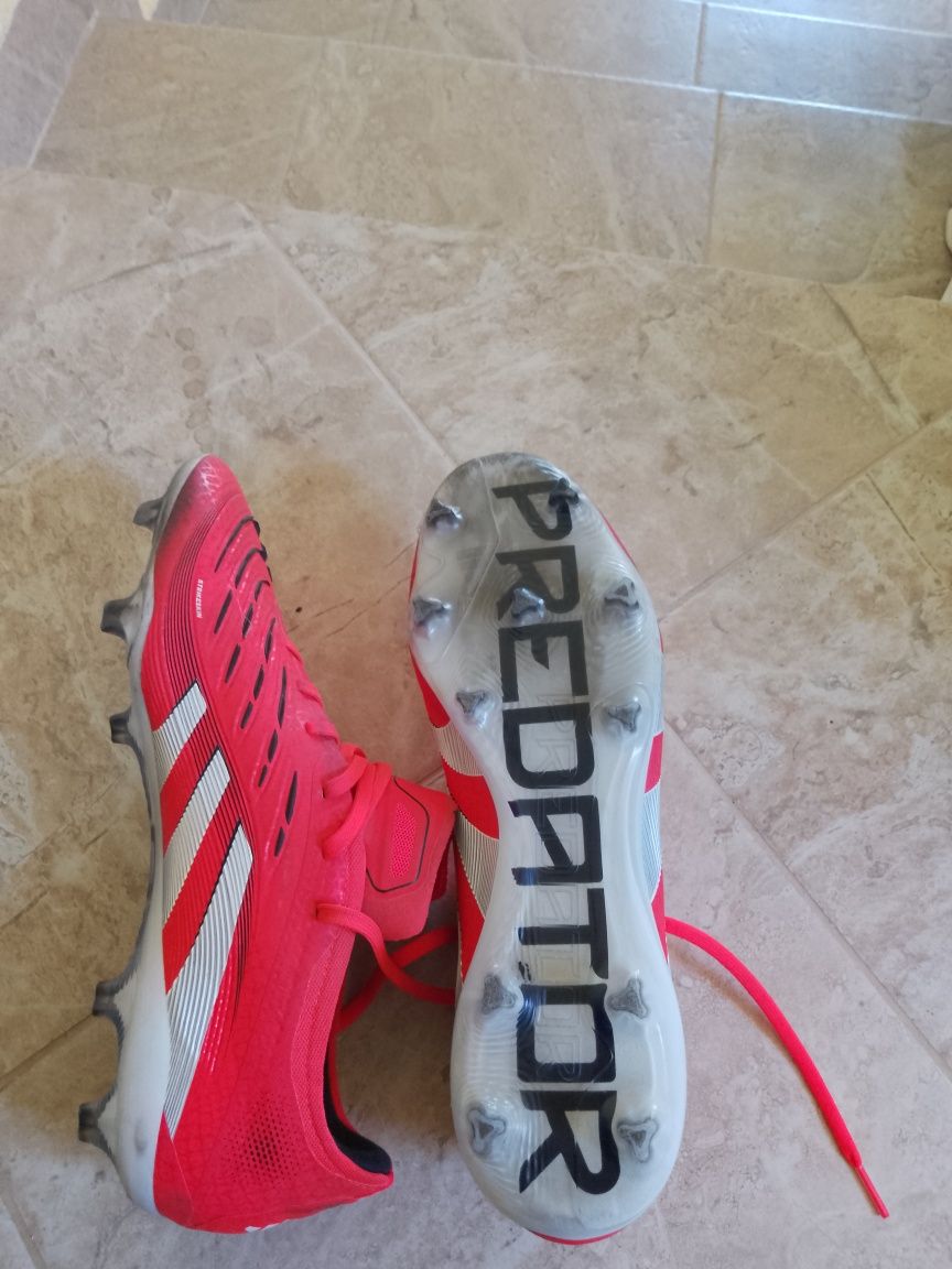 Продавам Бутонки ADIDAS 44,5