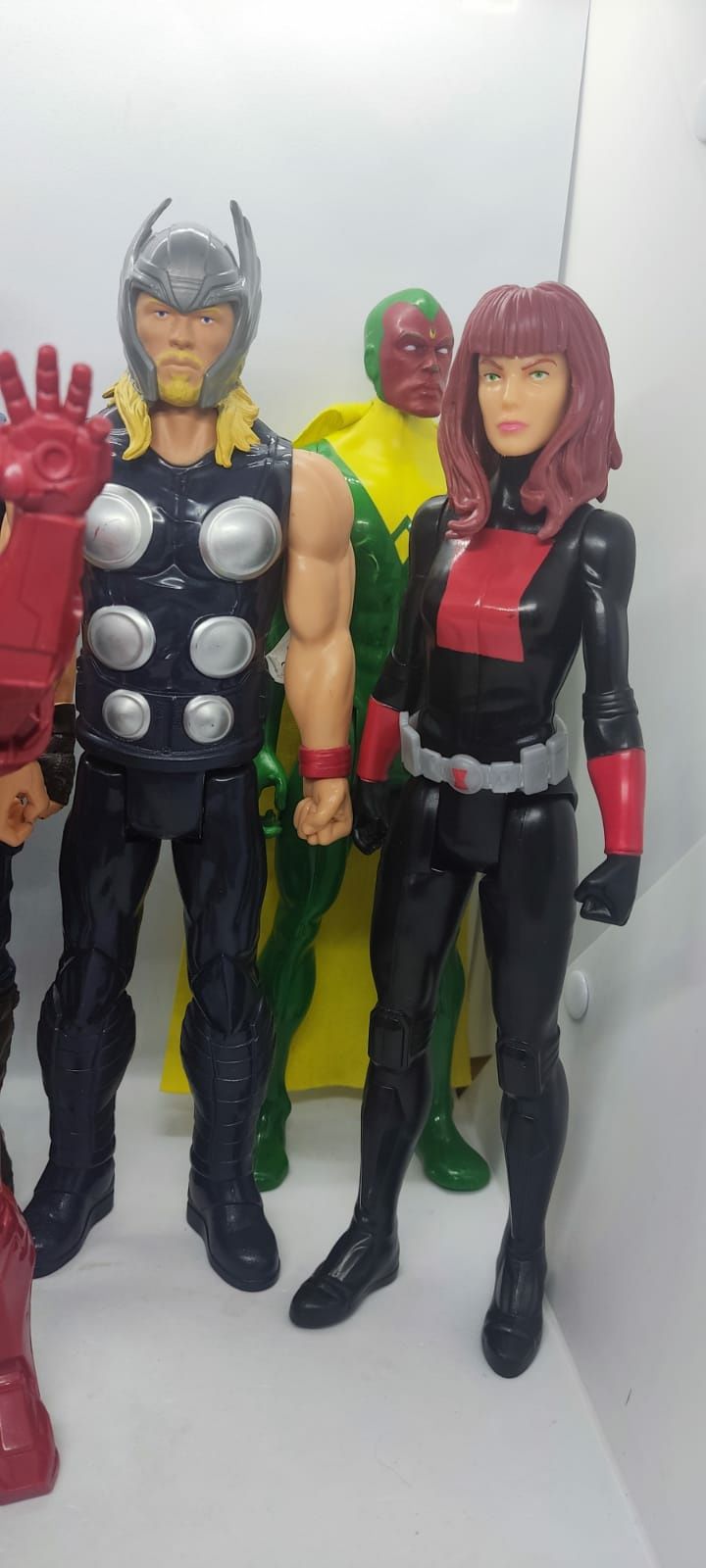 Figurine Avengers Iron Man Captain America Black Widow Thor