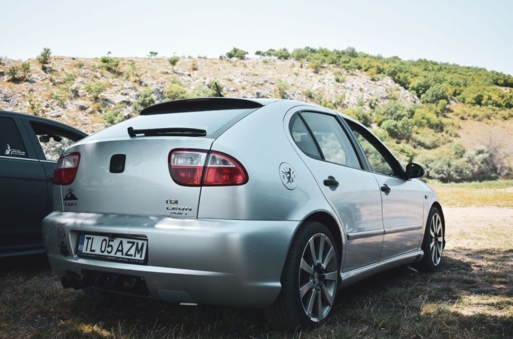 Vând seat leon 1m 1.8T AUQ 230cp