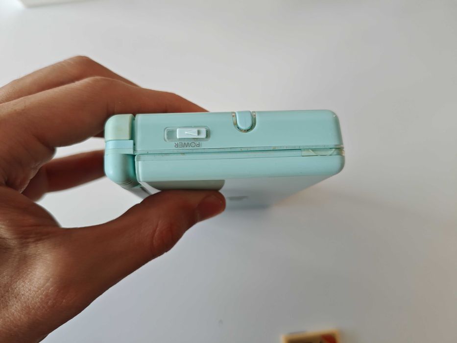 Nintendo DS Lite - качени много игри