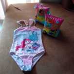 Costum de baie si accesorii
