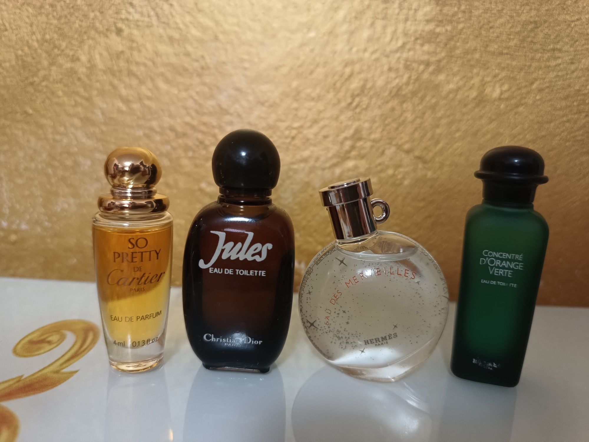 Miniaturi de parfum