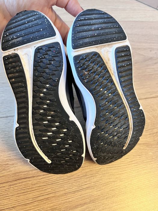 Маратонки за момче Nike 28 номер