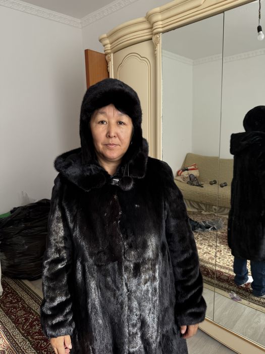 Продам норковую шапку