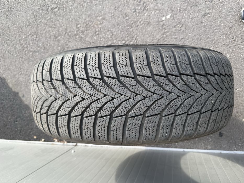 Anvelope iarna nexen winguard sport 2 215/55 R 17
