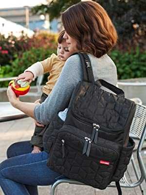 Чанта раница за повиване Skip Hop Forma