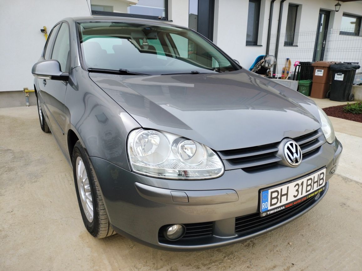 Volkswagen Golf V