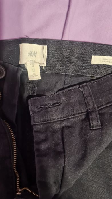 Pantaloni baieti H&M.