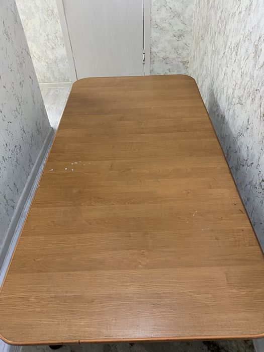 стол из ламината