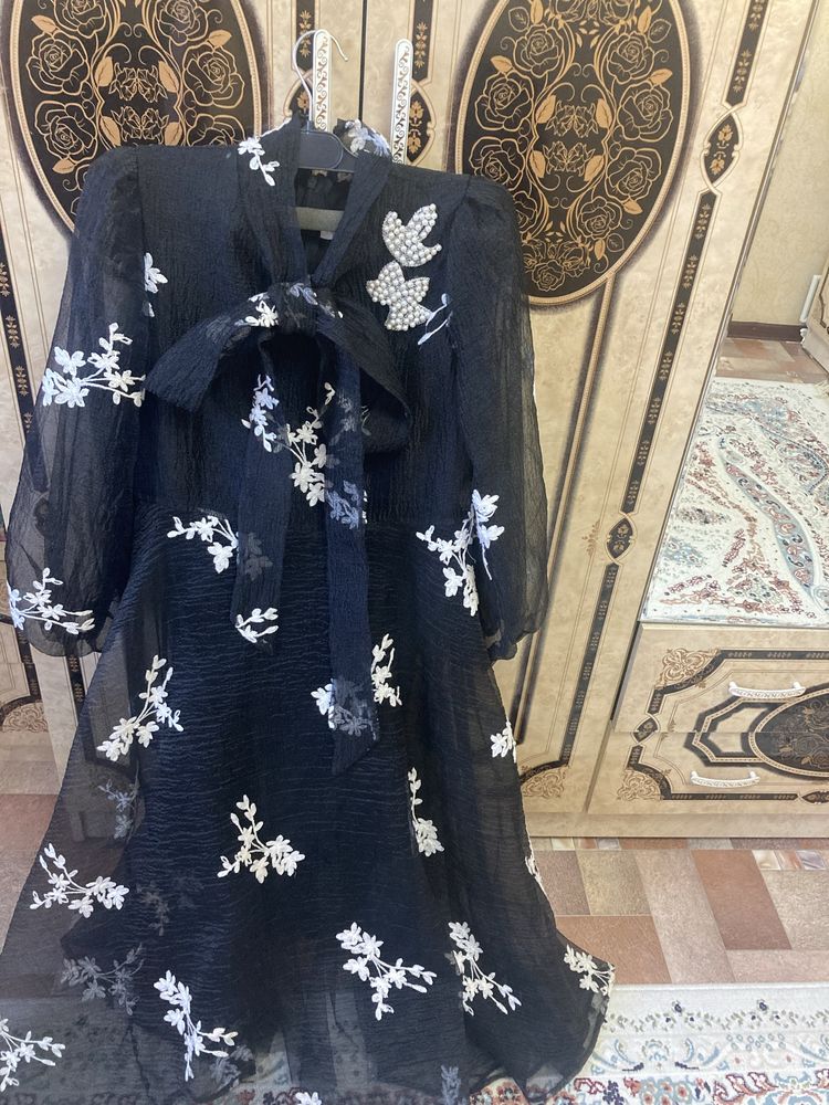 Көйлектер сатылады…