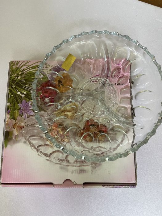Продается менажница - ваза для сухофруктов или сладостей