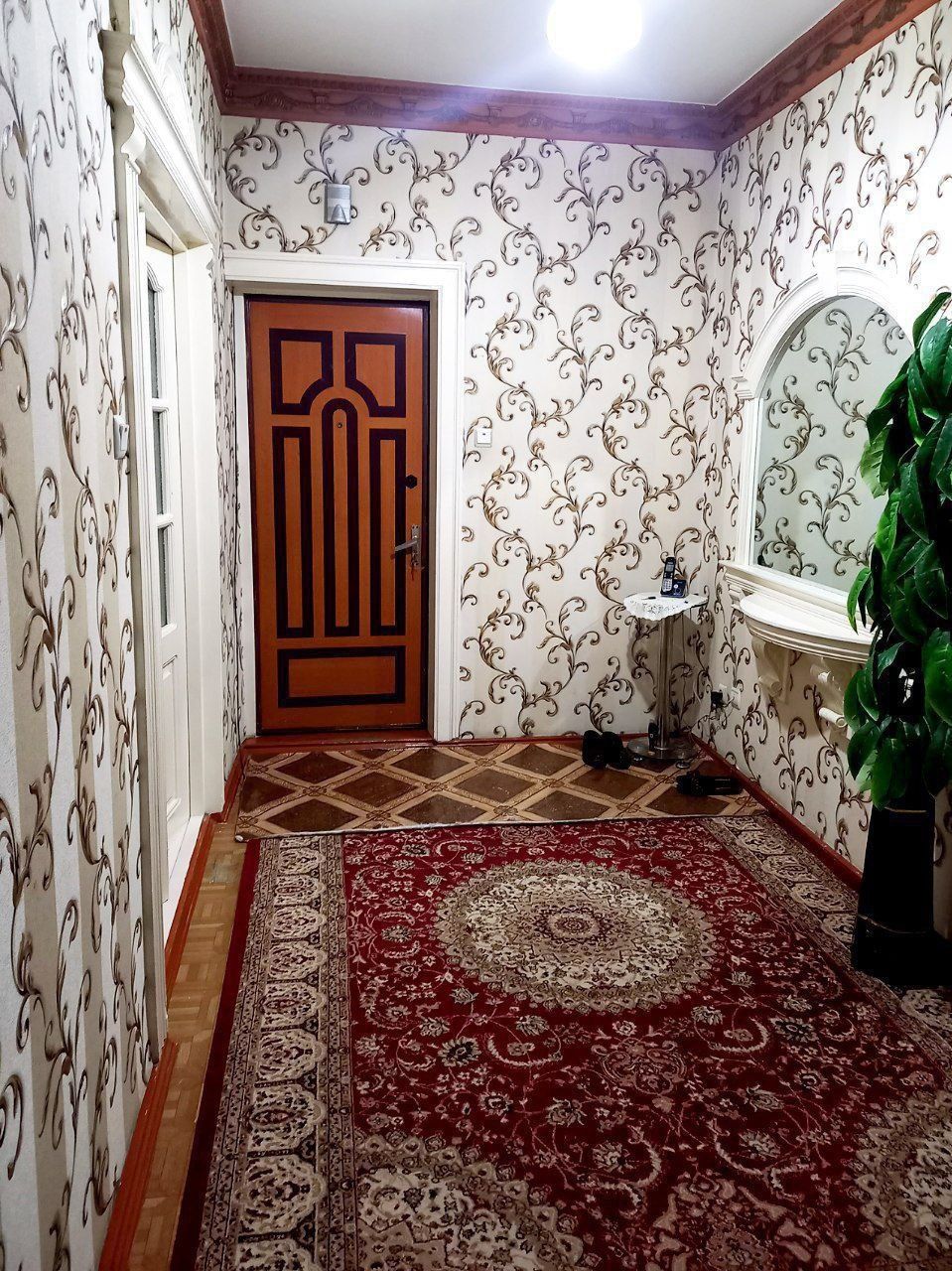 Продаётся 4х ком Сергели 4 4/1/5