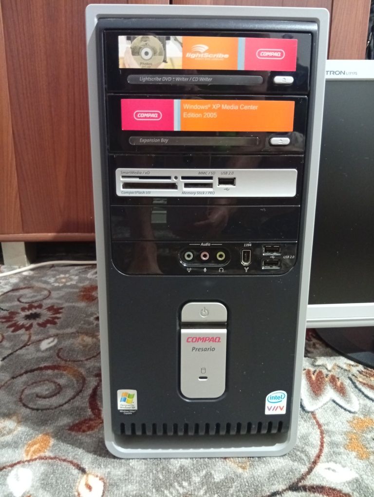 Unitatea și monitor