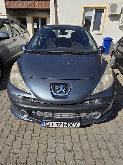 Peugeot 208 1.4 benzina