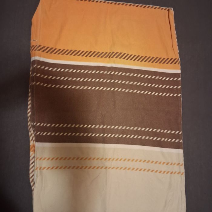 Юрган 180-120 и 5 плика за него. 4 чисто нови плика и 1 използва