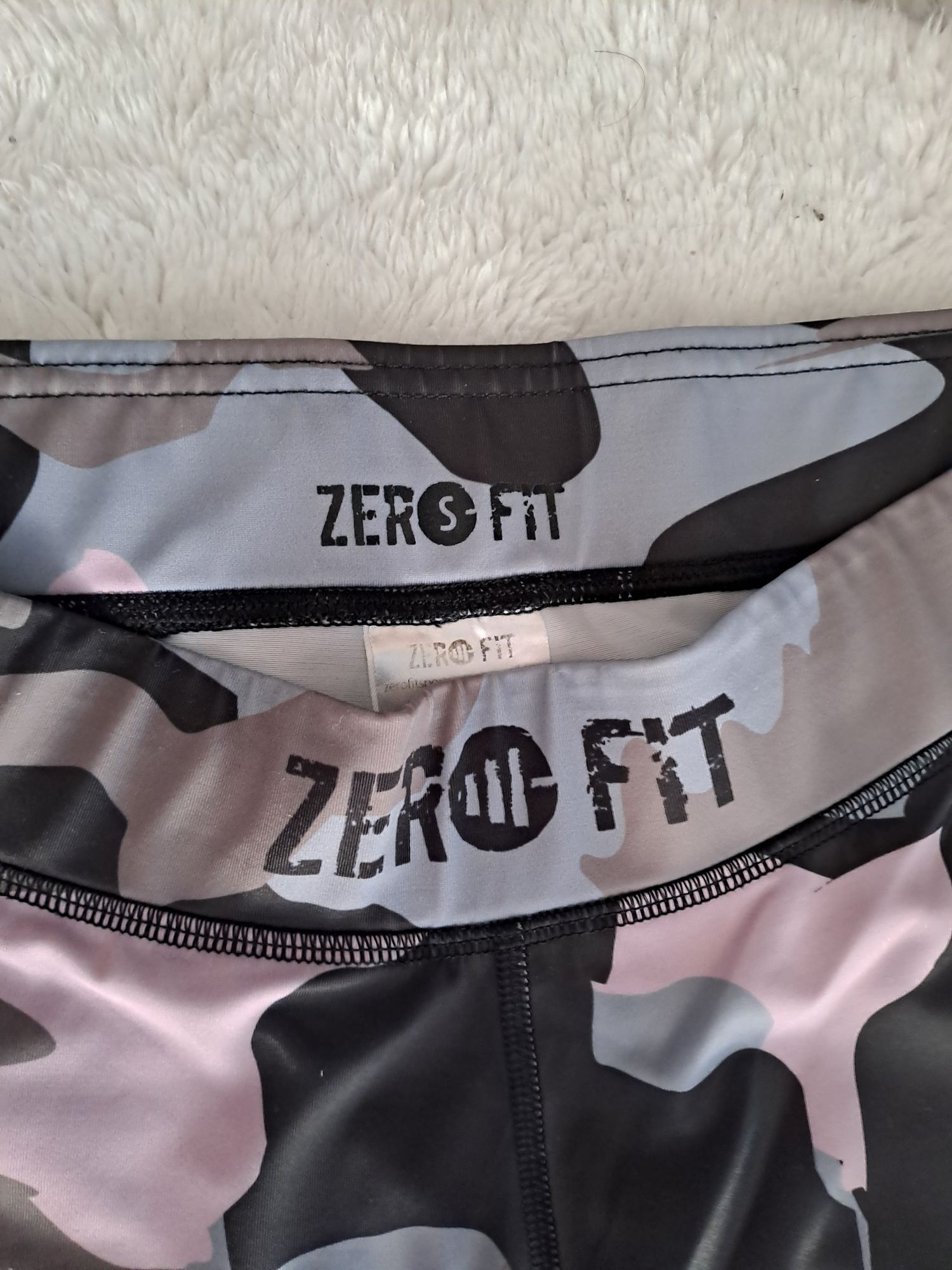 Спортен клин на ZERO FIT