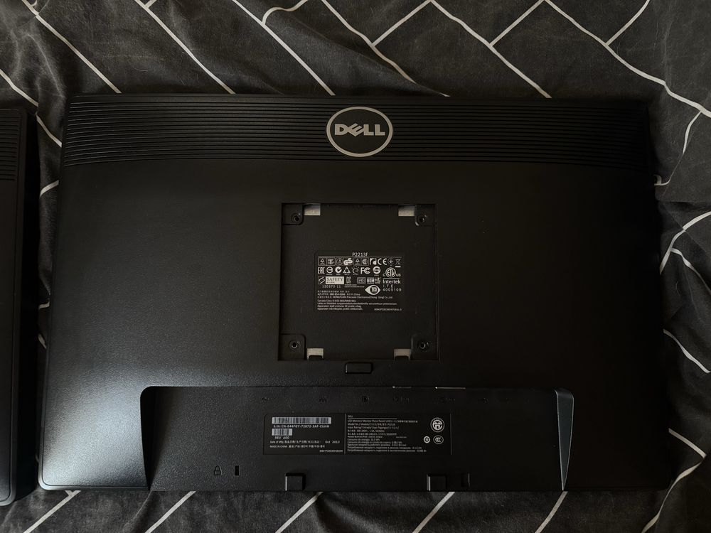 Dell монитор monitor P2213f 22”