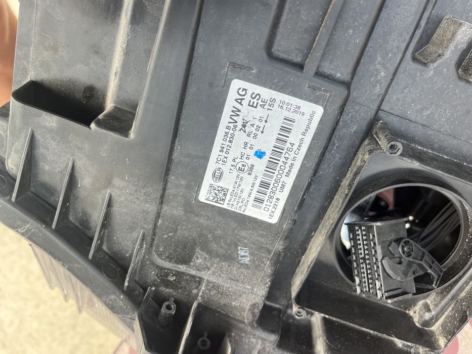 Фар VW Crafter десен Full Led