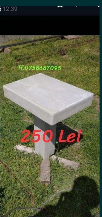 Cruci,monumente funerare din ciment