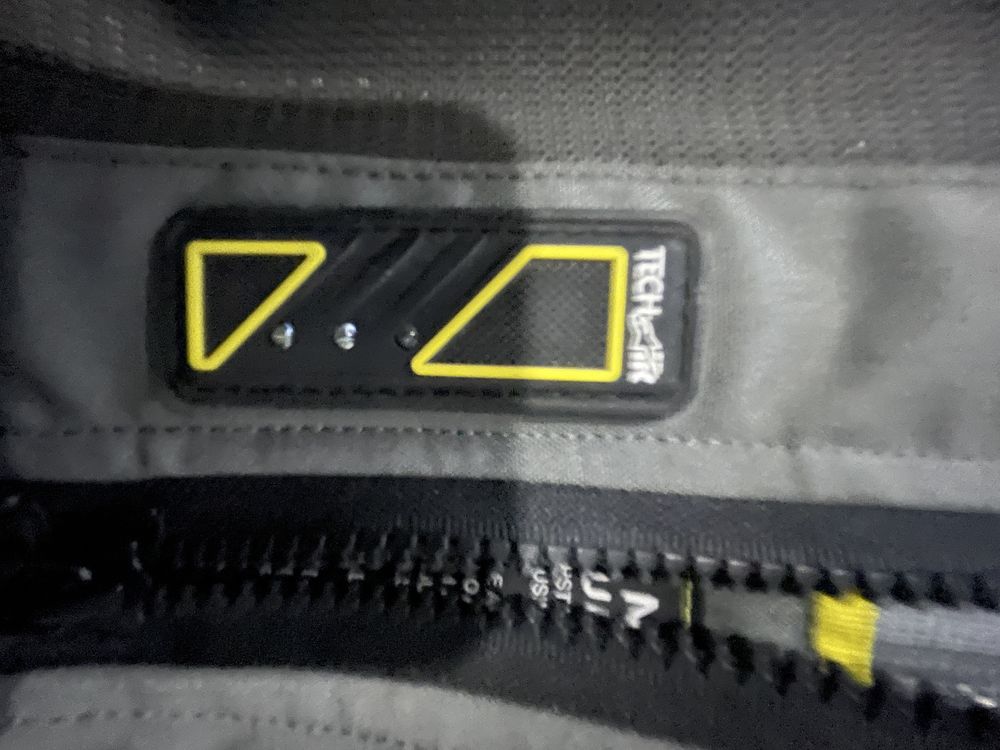 Продавам въздушна възглавница air bag за мотор