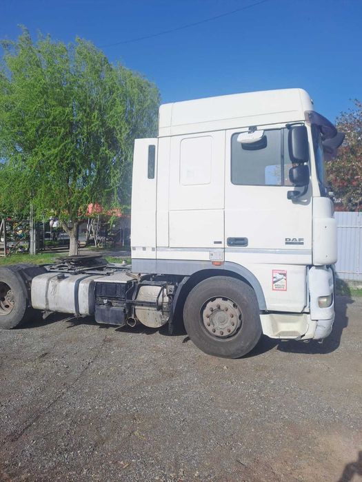 Vand sau dezmembrez daf xf