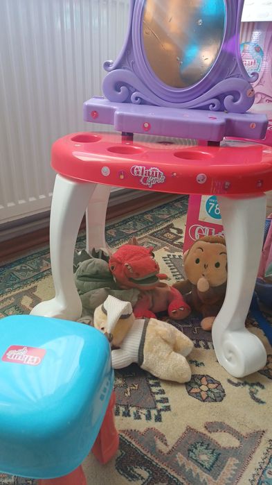 Măsuță de toaleta pentru papuși