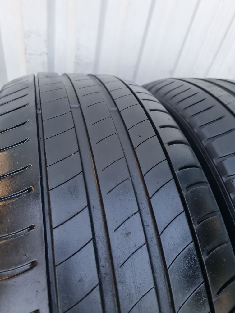 2 Anvelope de vara *215/60R17 *Michelin*LICHIDARE STOC*50 Lei Buc*