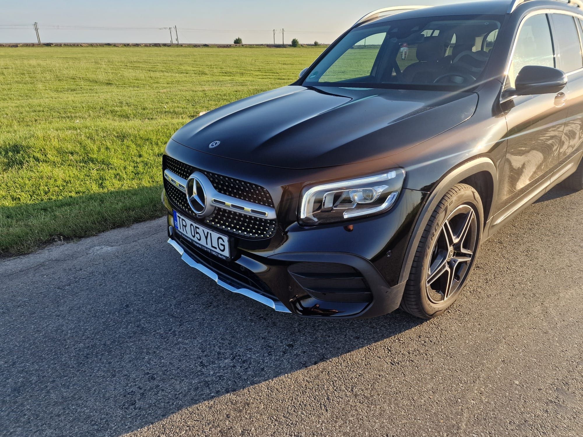 Mercedes-Benz GLB 220 vand sau schimb