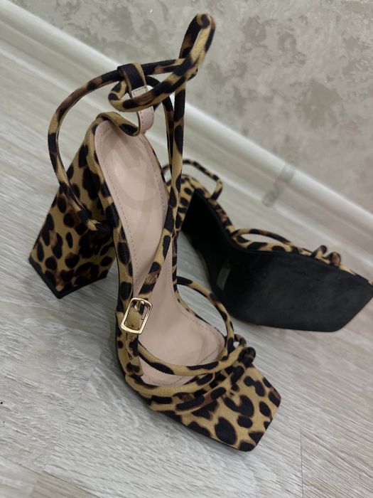 Каблуки женскиее