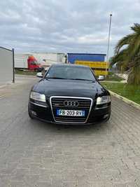 Vând Audi A8, Motor: V8, turbodiesel, cilindree 4134 cmc.