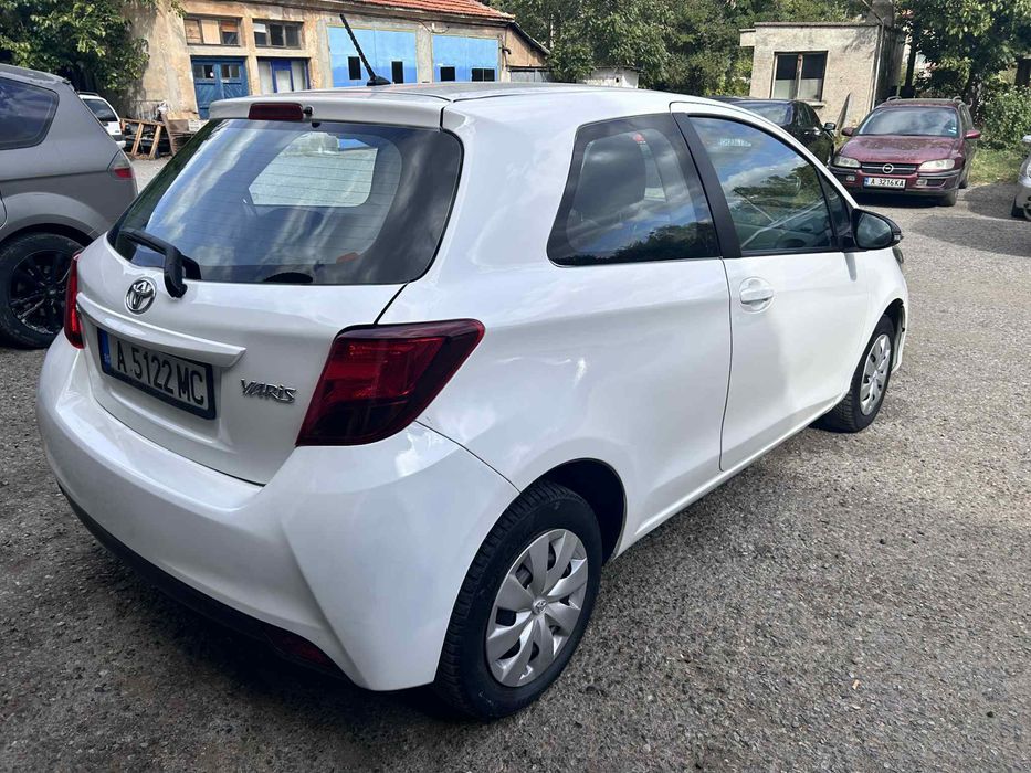 Toyota Yaris 1.0 (газова уредба)