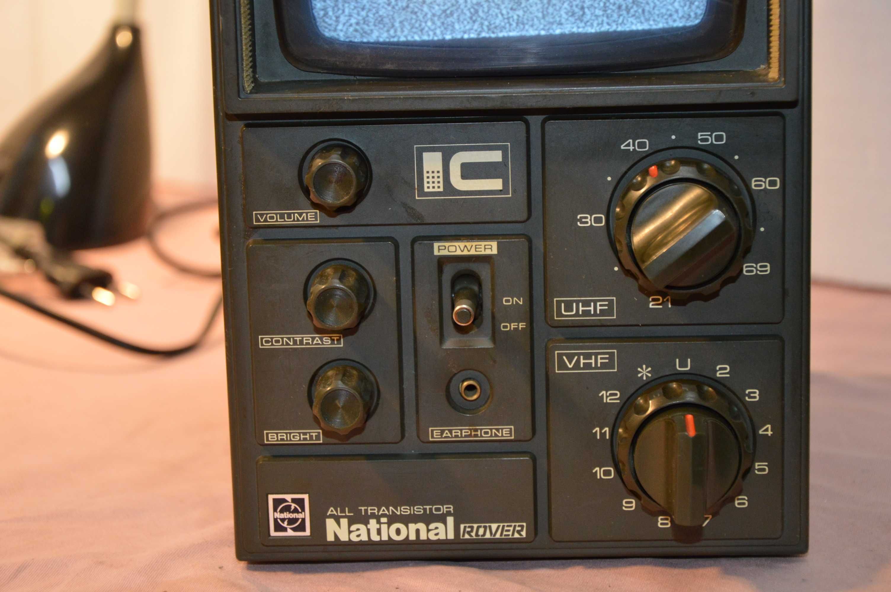 TV Receiver NATIONAL ROVER TR-505 ES-vintage