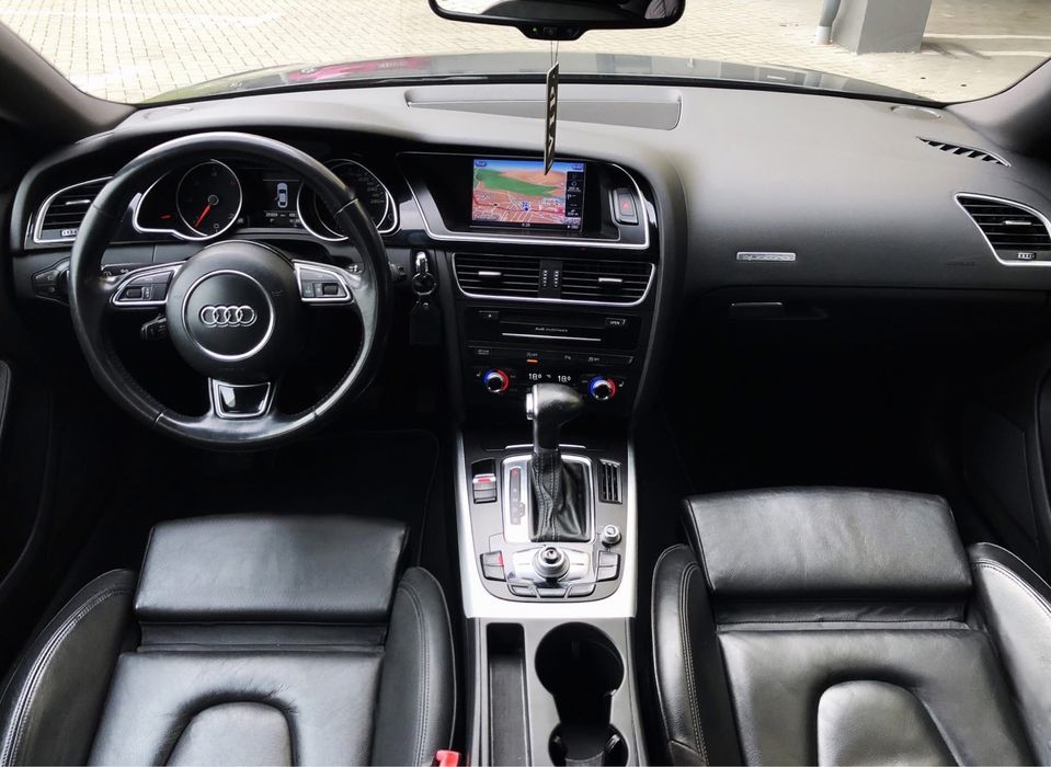 Audi a5 2.0tdi 190cp Quattro 4x4 S-tronic 3xS-Line rotor