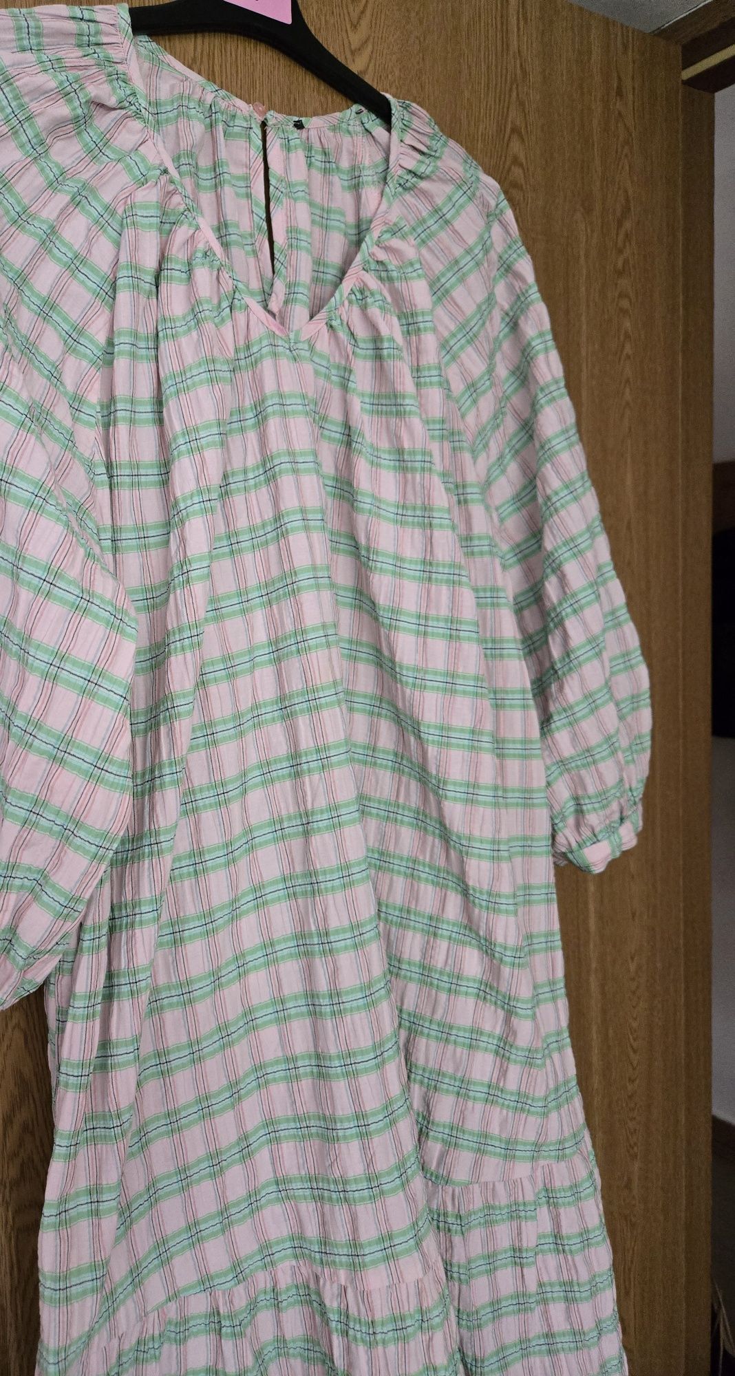Vand rochie marime mare,de  vara