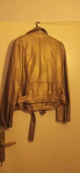 Кожено яке дамско