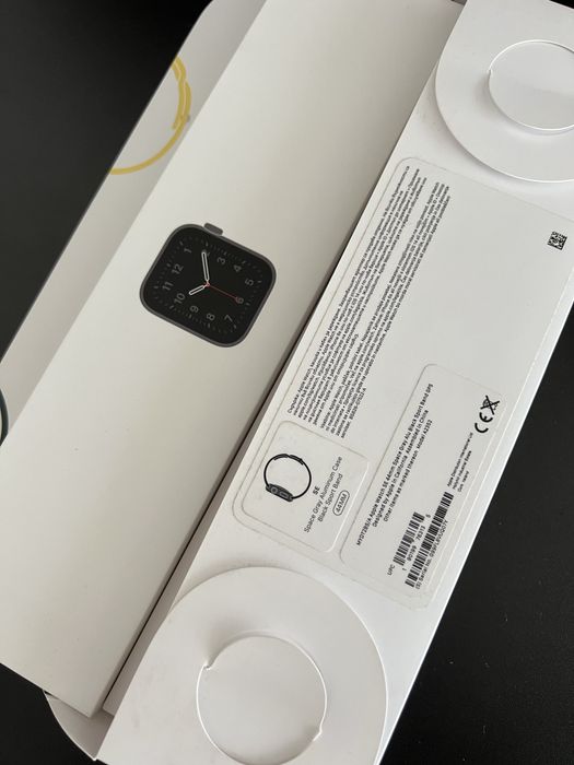 Apple Watch SE 44mm