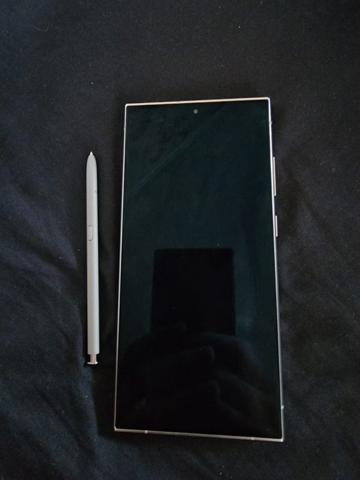 Обменяю Samsung S24Ultra на Iphone 16 pro - Iphone 15 pro max