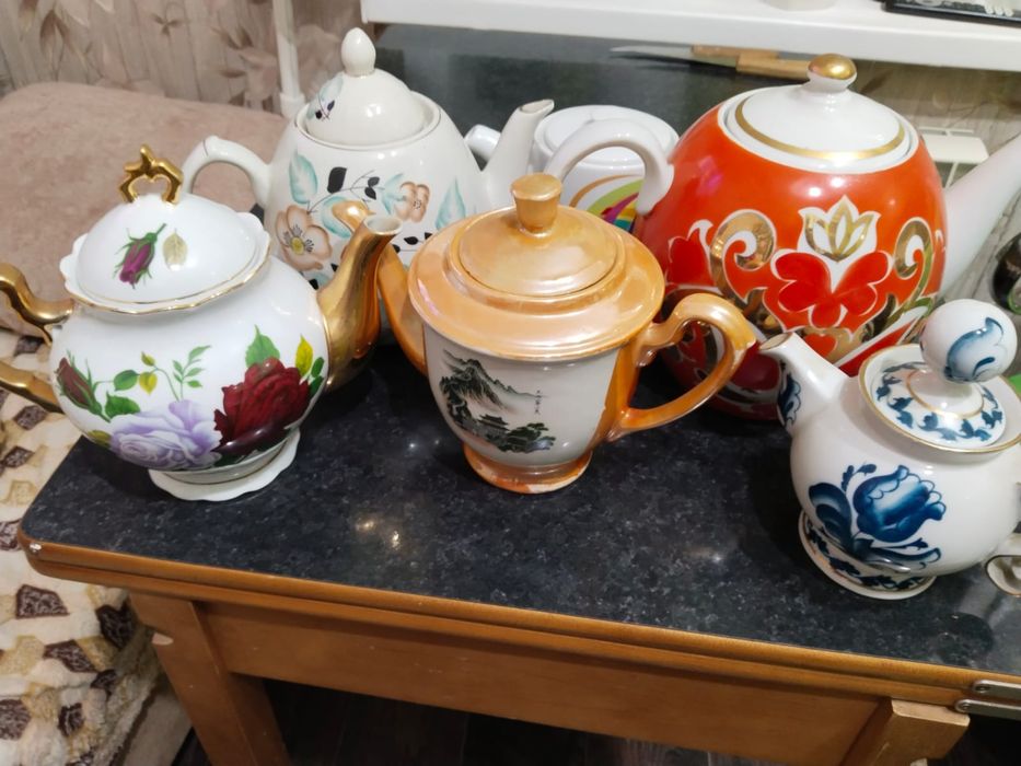 Продам чайники разные